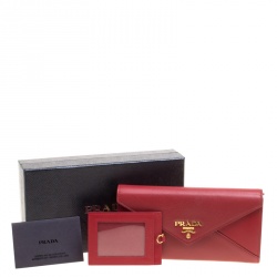 Pre Owned Prada Red Saffiano Lux and City Calf Leather Envelope Continental Wallet