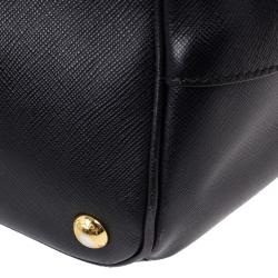 مملوكة مسبقًا Prada Black Saffiano Lux Double Zip Tote
