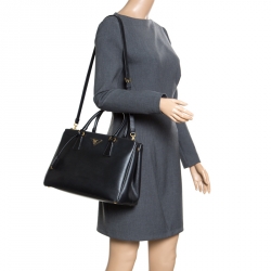 Pre Owned Prada Black Saffiano Lux Leather Medium Galleria Double Zip Top Handle Bag