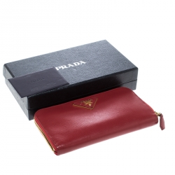 Pre Owned Prada Red Saffiano Leather Zip Around Wallet