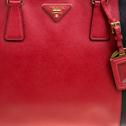 Pre Owned Prada Red/Black Saffiano Lux Leather Medium Double Zip Tote