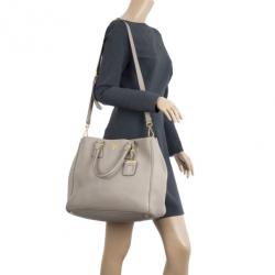 مملوكة مسبقًا Prada Grey Vitello Daino Leather Shopper Tote