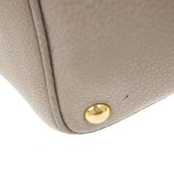 مملوكة مسبقًا Prada Grey Vitello Daino Leather Shopper Tote