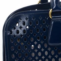 مملوكة مسبقًا Prada Cut-out Saffiano Fori Laser Handbag With Pochette 