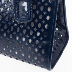 مملوكة مسبقًا Prada Cut-out Saffiano Fori Laser Handbag With Pochette 