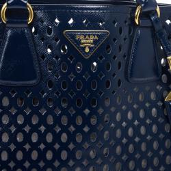 مملوكة مسبقًا Prada Cut-out Saffiano Fori Laser Handbag With Pochette 