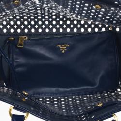 مملوكة مسبقًا Prada Cut-out Saffiano Fori Laser Handbag With Pochette 