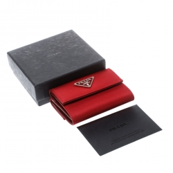 Pre Owned Prada Red Tessuto Nylon Wallet