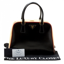 Pre Owned Prada Black/Yellow Patent Leather Pyramid Frame Top Handle Bag