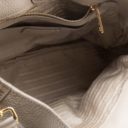 Pre Owned Prada Beige Leather Side Pocket Hobo