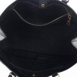 مملوكة مسبقًا Prada Black Saffiano Lux Tote Bag