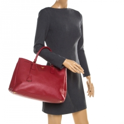 Pre Owned Prada Red Saffiano Lux Leather Large Gardener's Tote
