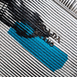 Pre Owned Prada Daino Leather Saint Lip Bauletto Bag