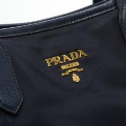 مملوكة مسبقًا Prada Navy Nylon Saffiano Trimmed Drawstring Tote