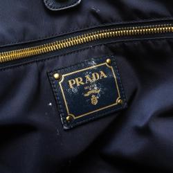 مملوكة مسبقًا Prada Navy Nylon Saffiano Trimmed Drawstring Tote