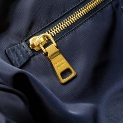 مملوكة مسبقًا Prada Navy Nylon Saffiano Trimmed Drawstring Tote