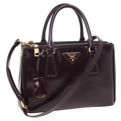 مملوكة مسبقًا Prada Maroon Saffiano Leather Tote 