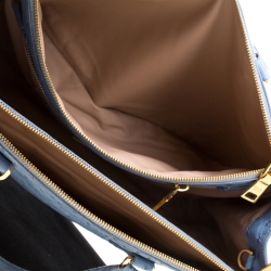 Pre Owned Prada Light Blue Ostrich Medium Double Zip Tote