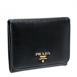 Pre Owned Prada Black Saffiano Leather Tri Fold Wallet 