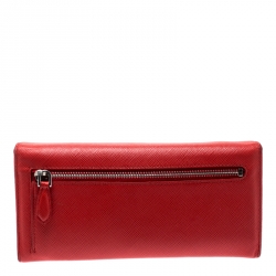 Pre Owned Prada Red Saffiano Triang Leather Continental Wallet