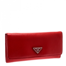 Pre Owned Prada Red Saffiano Triang Leather Continental Wallet