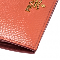 Pre Owned Prada Peach Saffiano Metal Leather Bifold Wallet