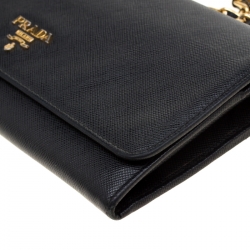 Pre Owned Prada Black Saffiano Lux Leather Metal Oro Chain Wallet