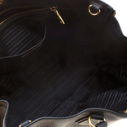 Pre Owned Prada Black Vitello Daino Leather Side Zip Shopping Tote