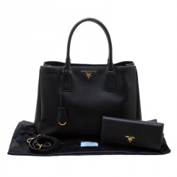 Pre Owned Prada Black Saffiano Lux Leather Gardener's Tote