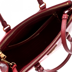 Pre Owned Prada Red Saffiano Lux Leather Medium Double Zip Tote