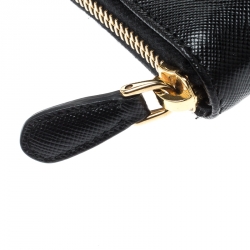 Pre Owned Prada Black Saffiano Lux Leather Zip Around Wallet