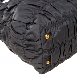 Pre Owned Prada Grey Tessuto Gaufre Nylon and Leather Tote 