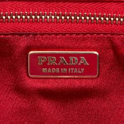 Pre Owned Prada Red Leather Eyelet Baguette