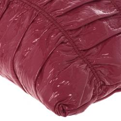 Pre Owned Prada Fuchsia Patent Leather Gauffre Shirred Clutch Bag
