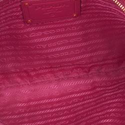 Pre Owned Prada Fuchsia Patent Leather Gauffre Shirred Clutch Bag