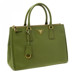 Pre Owned Prada Green Saffiano Lux Leather Medium Double Zip Bag