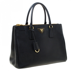 Pre Owned Prada Black Saffiano Leather Medium Double Zip Tote