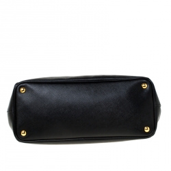 Pre Owned Prada Black Saffiano Leather Medium Double Zip Tote