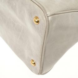 مملوكة مسبقًا Prada Daino Zip-Top Tote