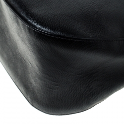 Pre Owned Prada Black Saffiano Leather Baguette Shoulder Bag