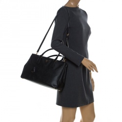 Pre Owned Prada Black Saffiano Leather Medium Double Zip Tote
