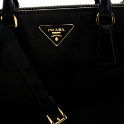 Pre Owned Prada Black Saffiano Leather Medium Double Zip Tote