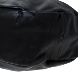 Pre Owned Prada Black Vitello Daino Leather Zip-Top Hobo