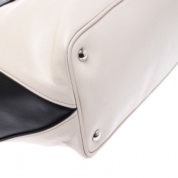 Pre Owned Prada Off White/Black Leather Shopper Tote