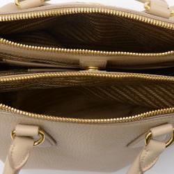 Pre Owned Prada Vitello Daino Zip Tote