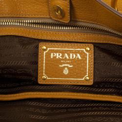 مملوكة مسبقًا Prada Amber Vitello Daino Side Zip Shopping Tote