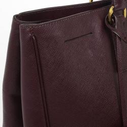 مملوكة مسبقًا Prada Burgundy Saffiano Lux Tote 