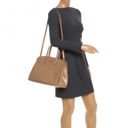 Pre Owned Prada Beige Saffiano Patent Leather Double Zip Spazzolato Tote 