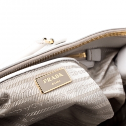 Pre Owned Prada Off White Saffiano Lux Leather Large Double Zip Tote