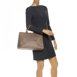Pre Owned Prada Beige Saffiano Leather Tote